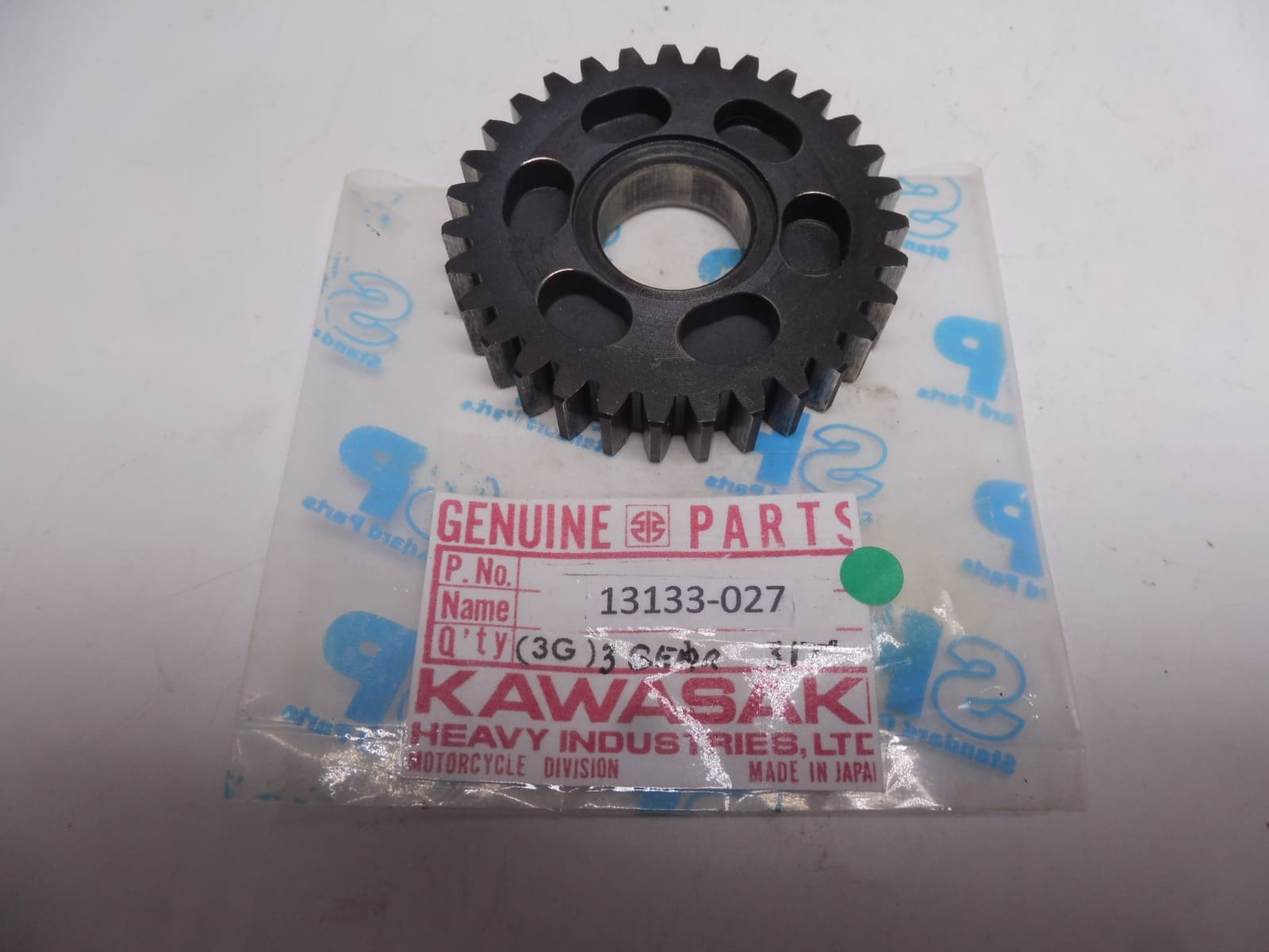 13131-027 Gear 3e 31T Kaw.S1-2-3 250/3-350/3-400/3cil.as new