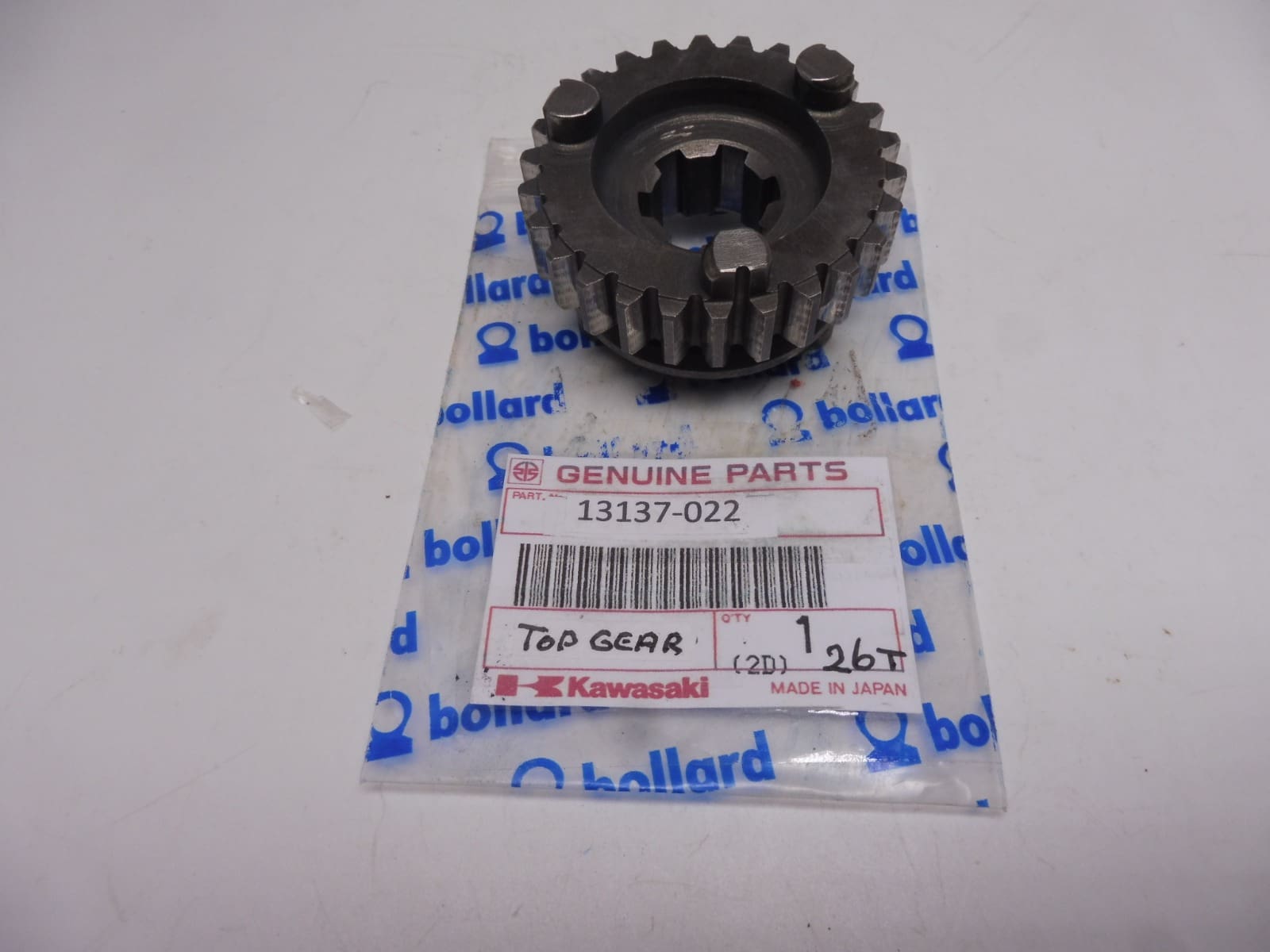 13137-022 Gear top Kaw.S1-2-3 250/3-350/3-400/3cil.used but good cond.
