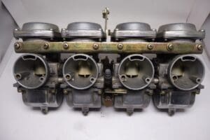Carburettor (vacuum) assy Suz.GS550 1978 and later used but perfect. 32mm look picture and size