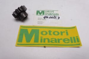40.0081.7 Kickstart gear (R.H.) Minarelli V1-G1 (variante generali) Z=13 c/vite elicoidale >not same as 40.510.7 <
