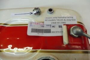 Breather  fueltank >insert only< Yamaha racing TA125 and all 250/350 models till 1980