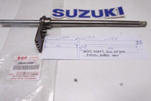 25510-31000 Shiftshaft Suzuki GT750 1973 and later new