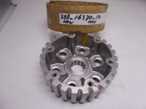 328-16370-10 Clutch boss (less backplate) Yamaha TZ250/350 racing 1974 till 1980 new