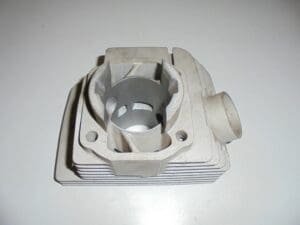 Yamaha - 329-11321-00 - TD3 - Cylinder