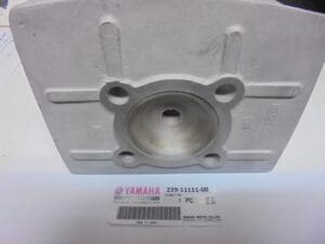Yamaha - 239-11111-00 as new - TR2 - Cylinder