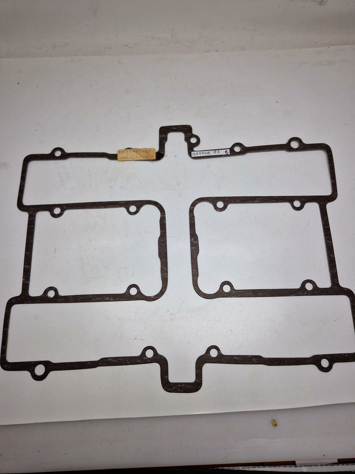 11173-47020 / 47031 Gasket valve cover GS550 E '83 copy