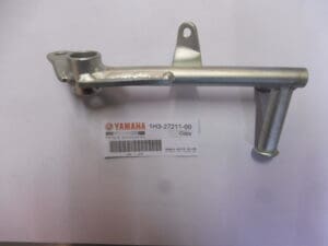 1H3-27211-00 Pedal rearbr.Yamaha TZ250/350 '75'78 new copy