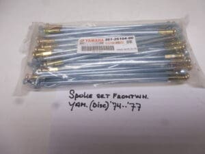 351-25104-00 Spoke/set frontwh.(discbr)Yamaha RD250/350'73 and later