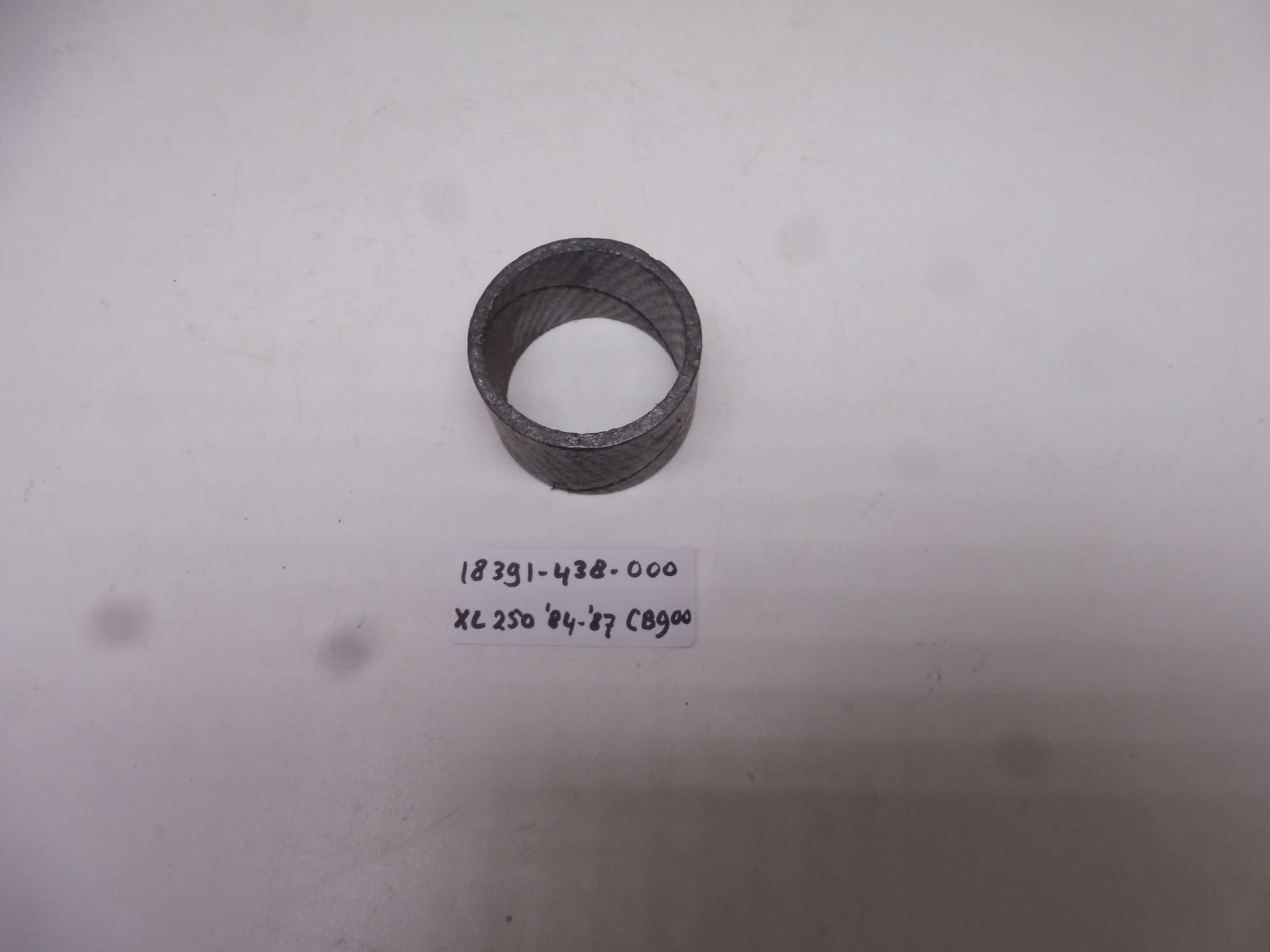 18391-438-000 Exhaust gasket XL 250R '84-'87 / CB 900 original