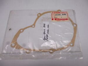 11060-1060  Gasket dynamo cover LTD/GPZ/KZ 305  original