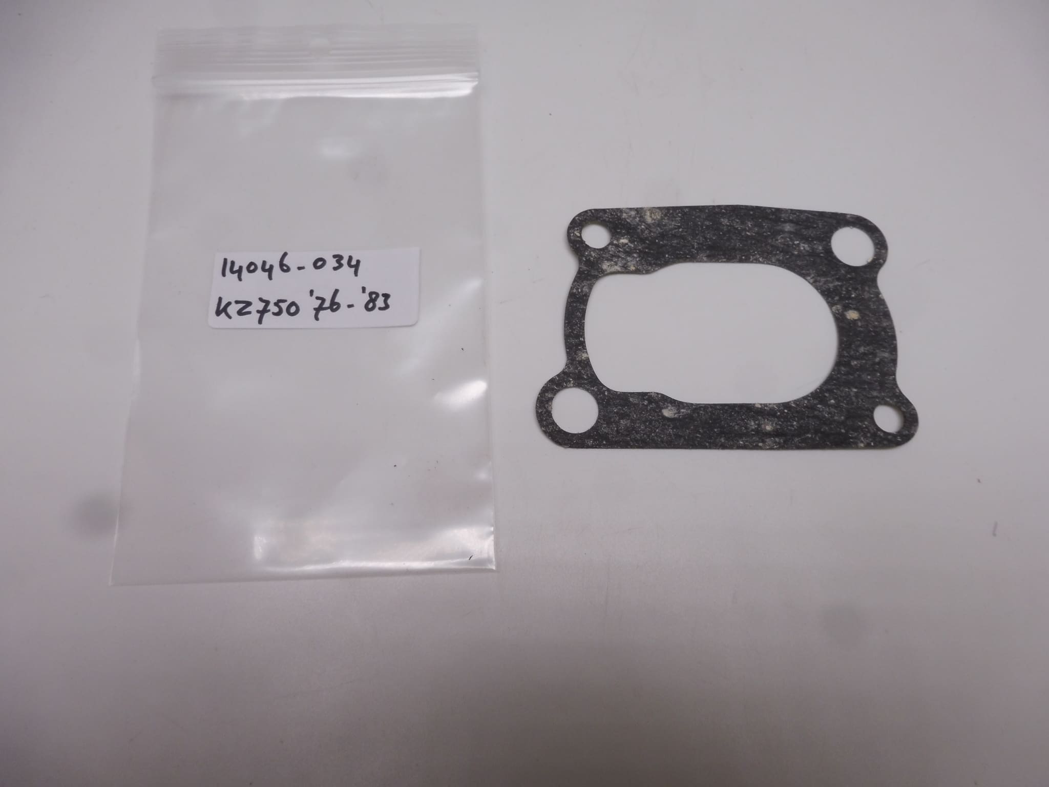 14046-034 Gasket kickstarter cover KZ 750 '76-'83 original