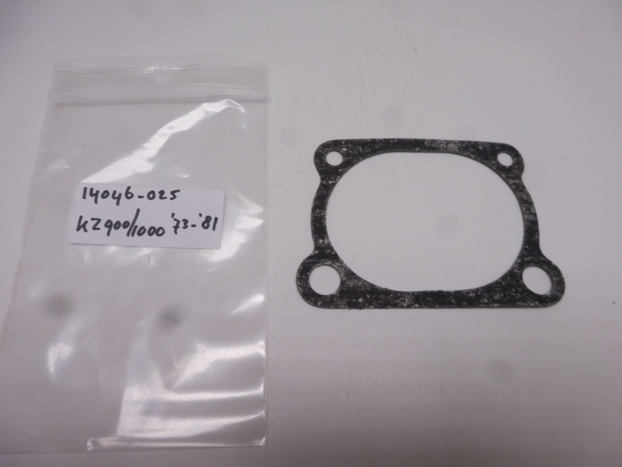 14046-025 Gasket kickstarter cover KZ 900/1000 '73-'81 original
