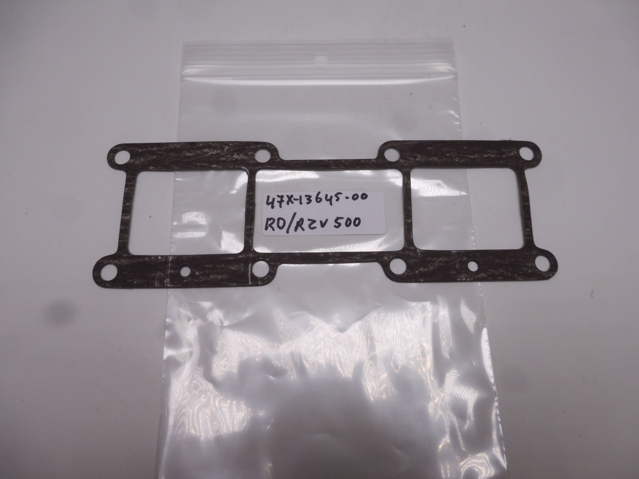 47X-13645-00 Gasket manifold 1 RD/RZV 500 original