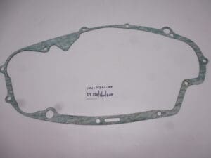 1M1-15461-00  Gasket clutch cover DT 250/360/400 original