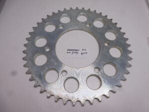 Rear sprocket Kawasaki KH750/3 '72-'75 45T 530 new