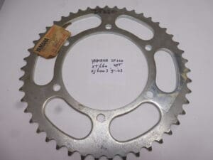 1M1-25447-10 Rear sprocket DT 250 / XT660 / XJ 600S '91-'03 47T new