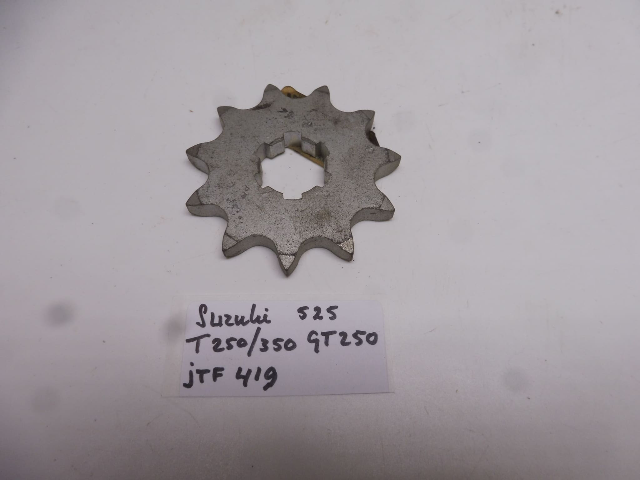Front Sprocket Suzuki T 250/350 - GT 250 11T 525 JTF419-11 new