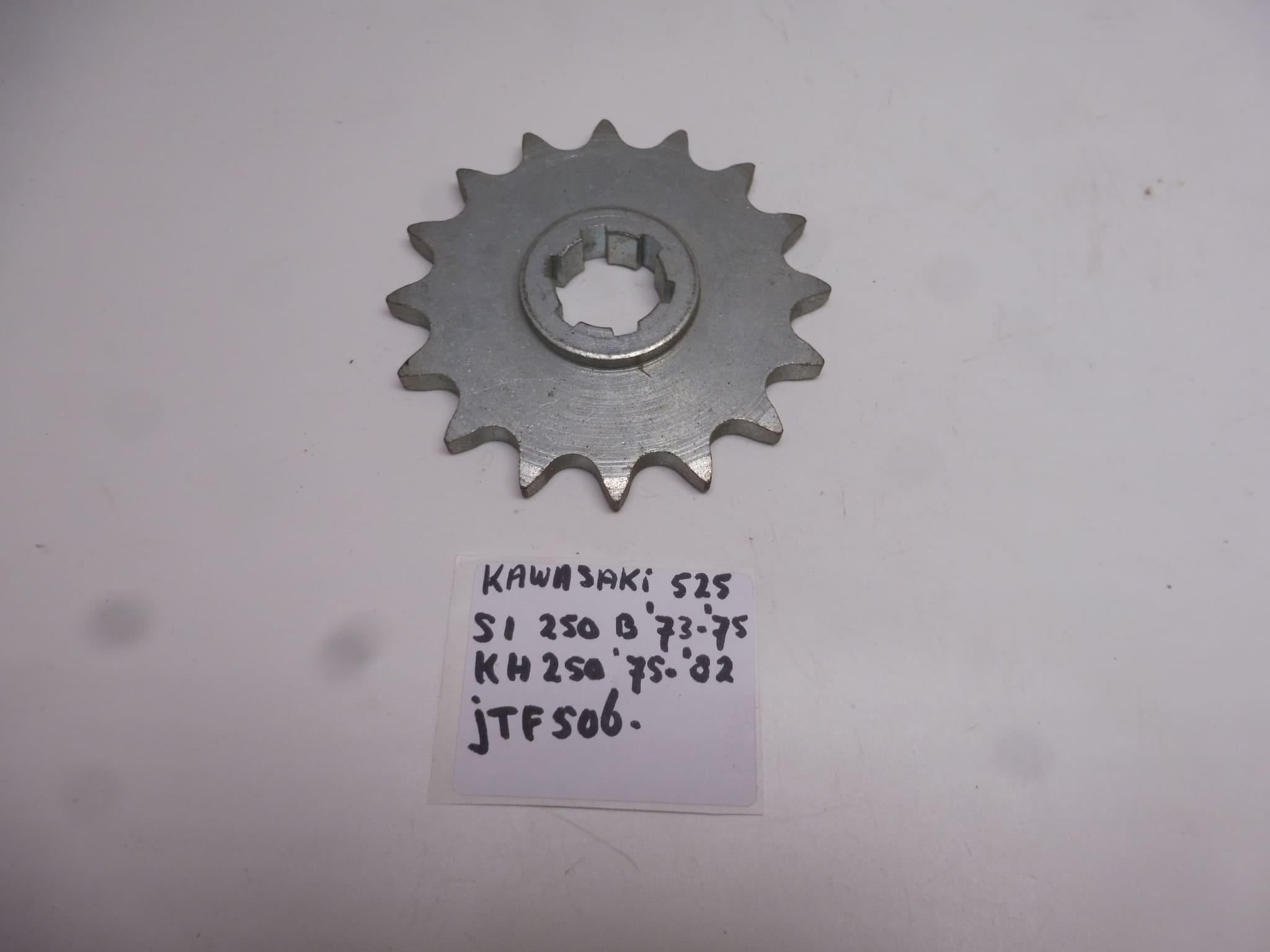 Front Sprocket 250 / S1 250B '73-'75 / KH 250 '75-'82 16T 525 new