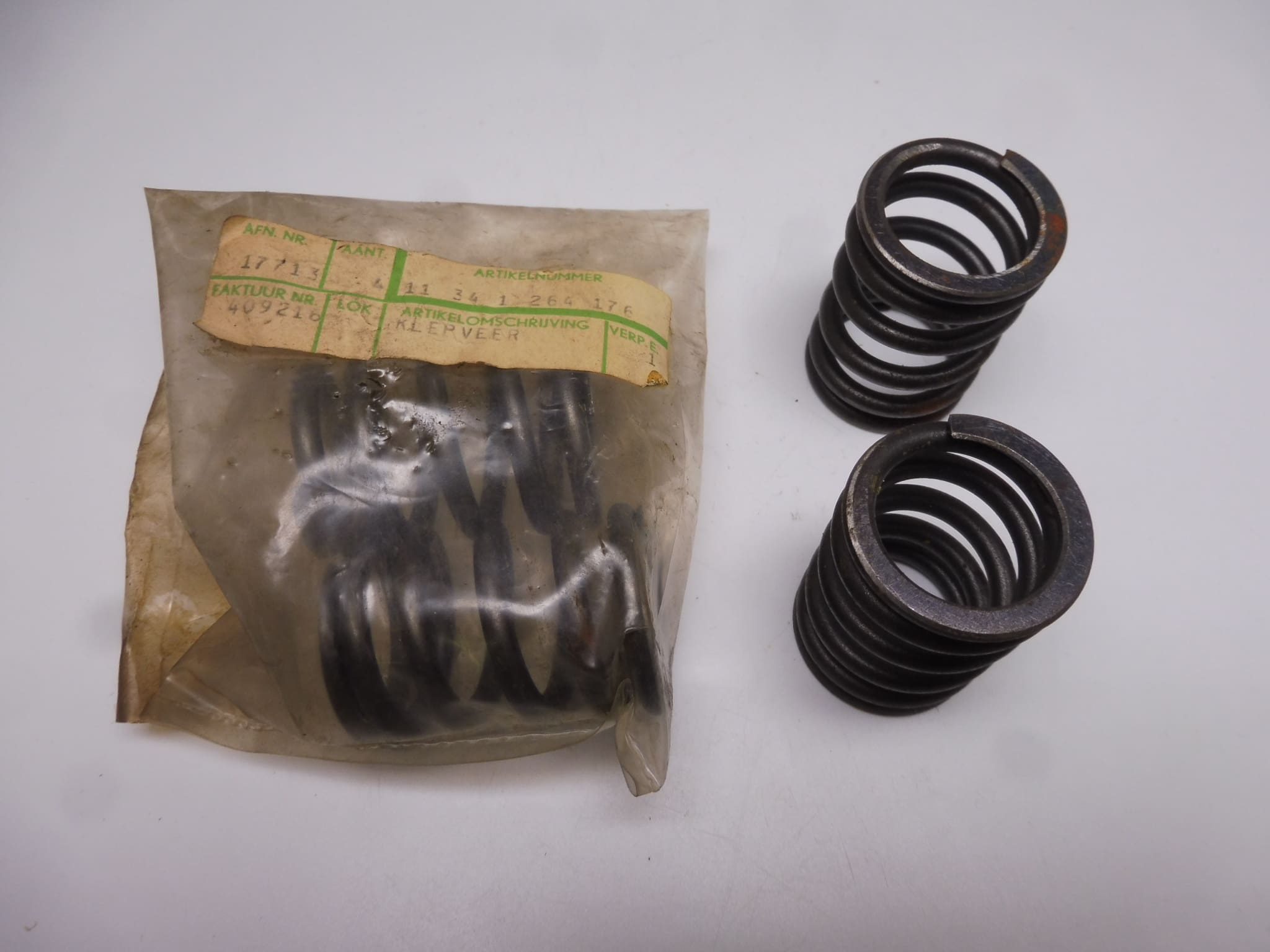 11341264176 Valve spring BMW R50/60/75/80/90/100 original new