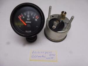 62131357852 Voltmeter BMW original NOS small scratches