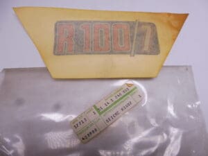 51141240001 Sticker side cover BMW R100/7 original new