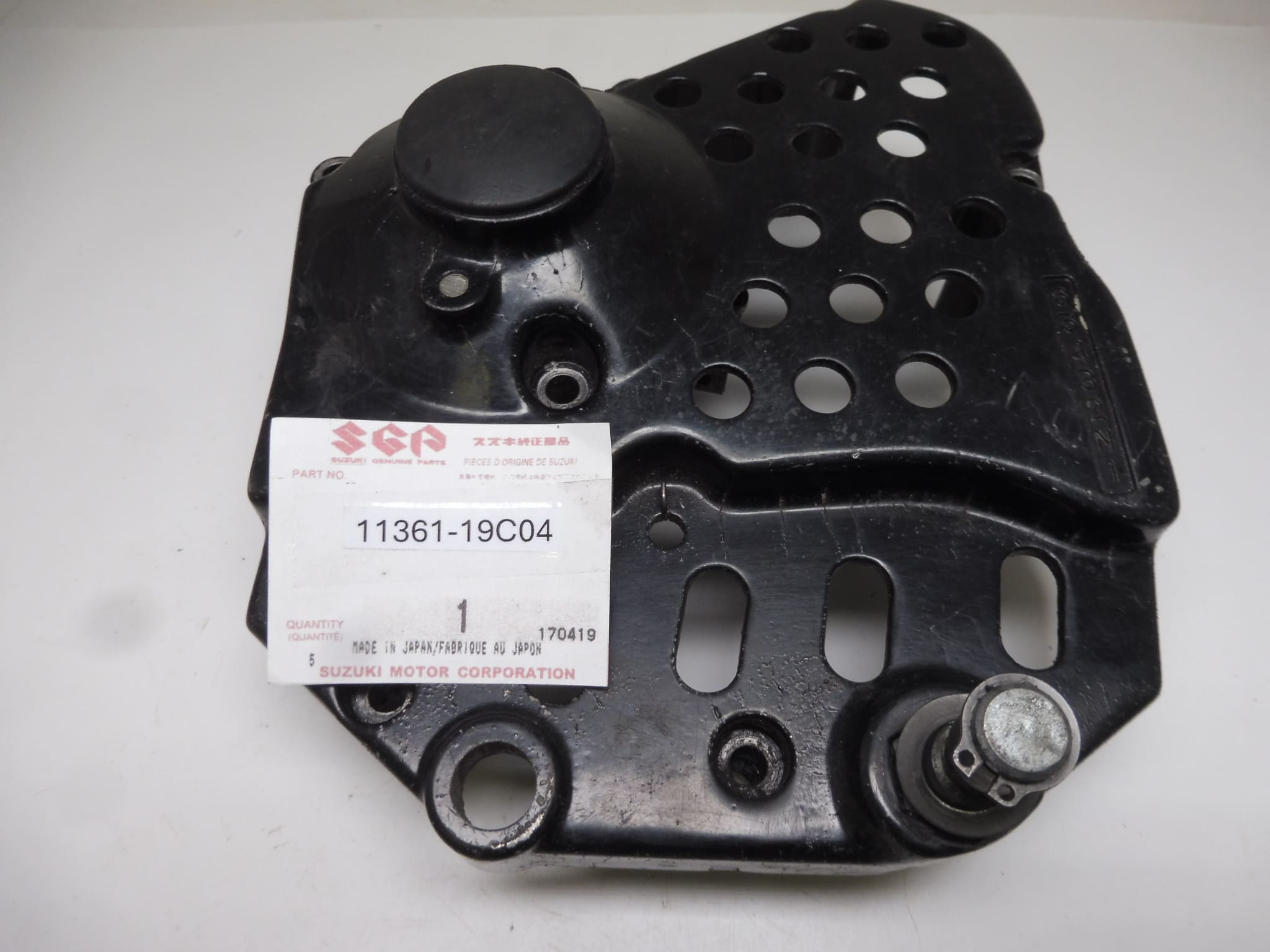 11361-19C04 Cover eng.sprocket L.H.Suzuki GSX600F '88 up as new