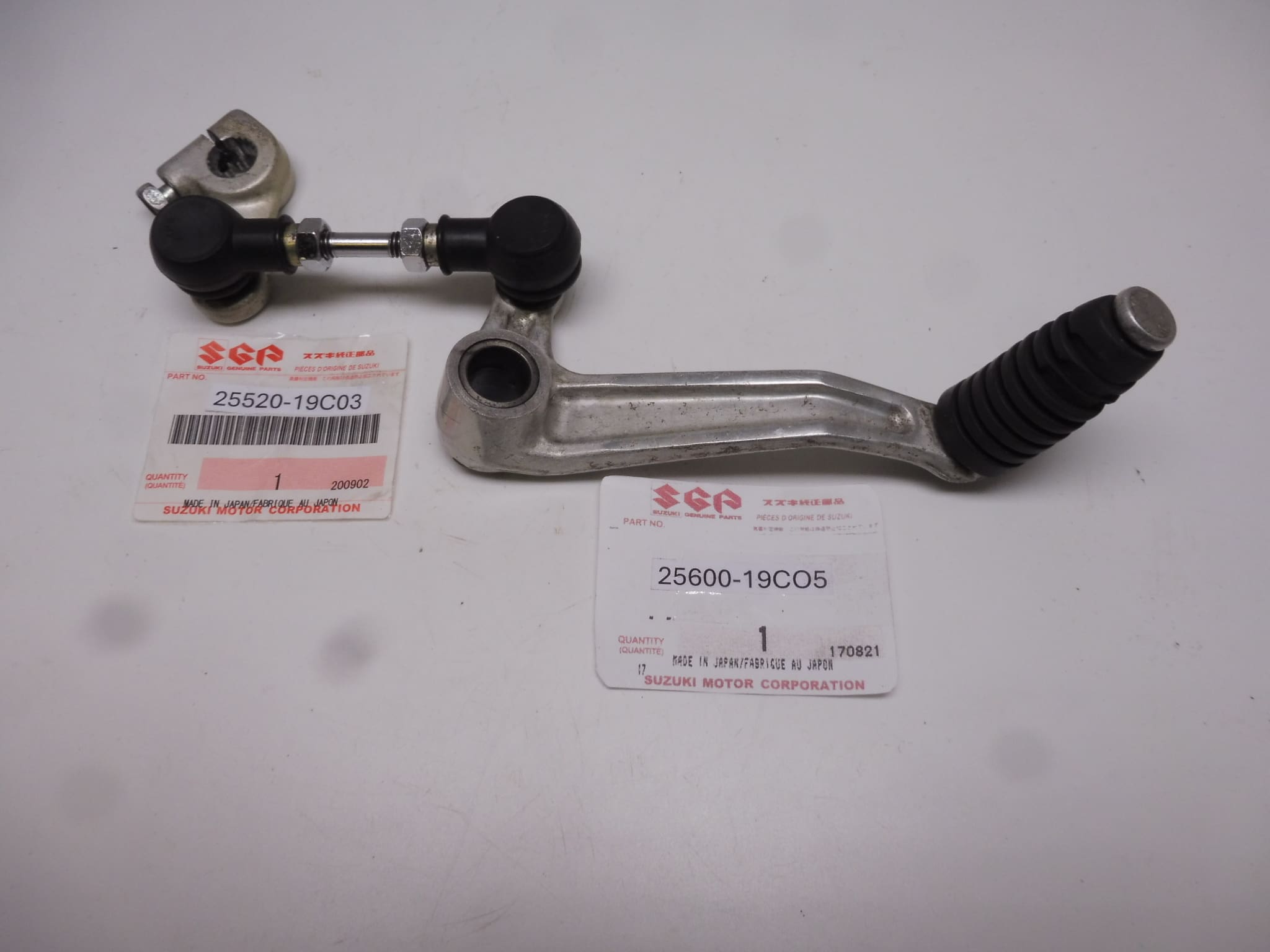 25520-19C03 / 25600-19C05 Gear shift ass'y Suzuki GSX600F '88up