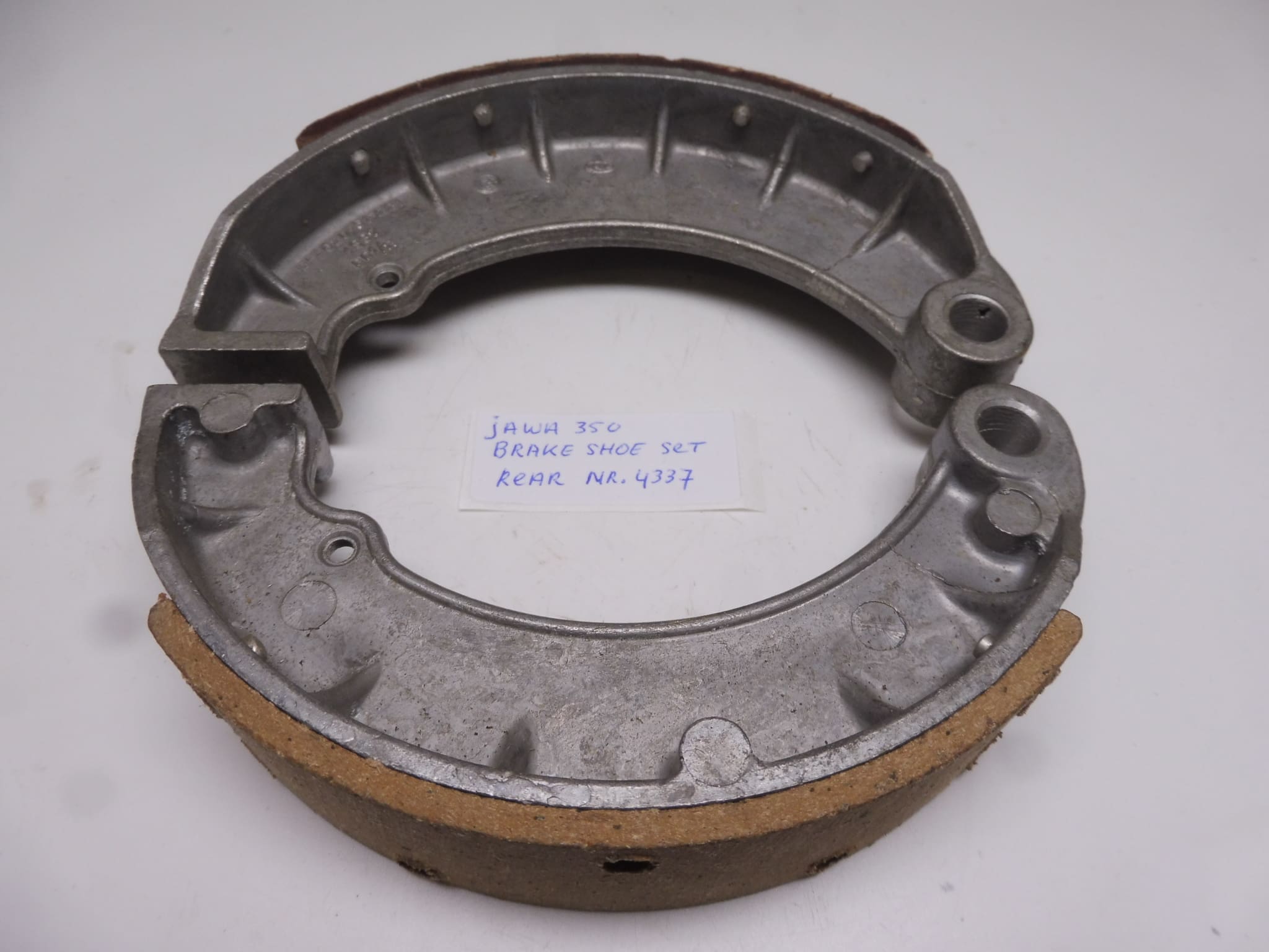 Brake shoe set Jawa 250/350 part: 25-620-51-221 / 4337 new