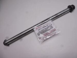 64711-19C00/10 Rear shaft 310x17mm Suz.GS500-GSX750F '87up as new