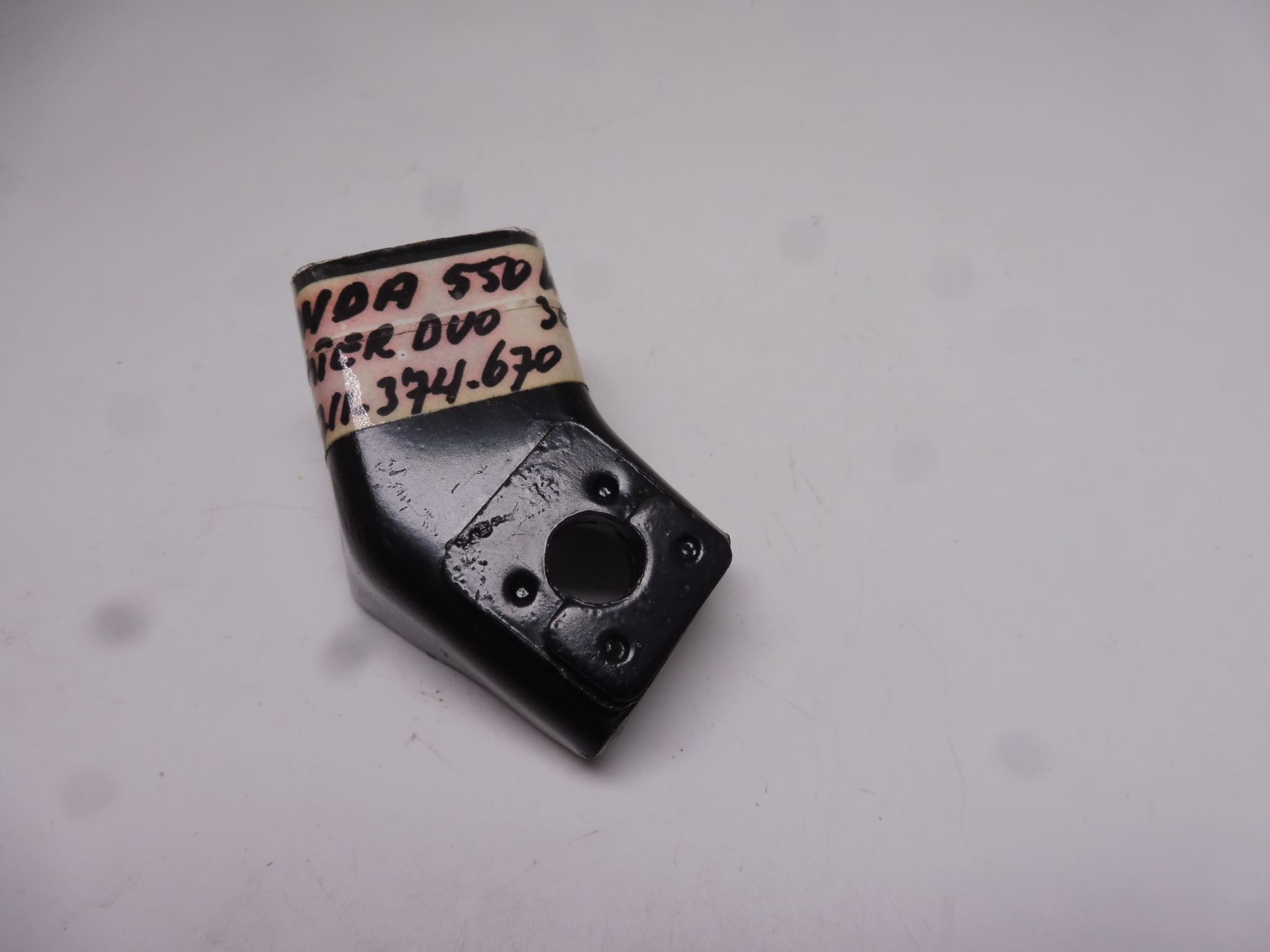 50711-374-670 Bracket step rear Honda CB500/550/750 original new