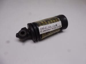 50616-369-670B Footrest assembly R.H. GL1000 complete new
