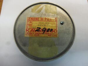 Alternative view of 16101-002 Cover oil filter Kawasaki KZ900 / KZ1000 new