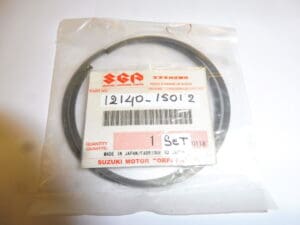 12140-15012 Ringset piston std 70x1,5 !!! Suzuki T-GT500-750 New