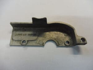 11412-18000 Cover oil pump Suzuki T/GT 250, T/TT 350 used