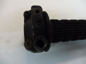 Alternative view of 57100-15600 Handle grip R. complete Suzuki T500 used