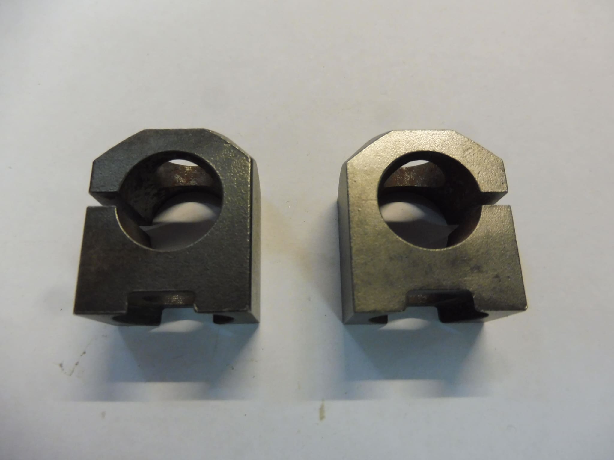 11121258264 Rocker arm holder BMW R60/75-6, R45/65, R90S, R100 new
