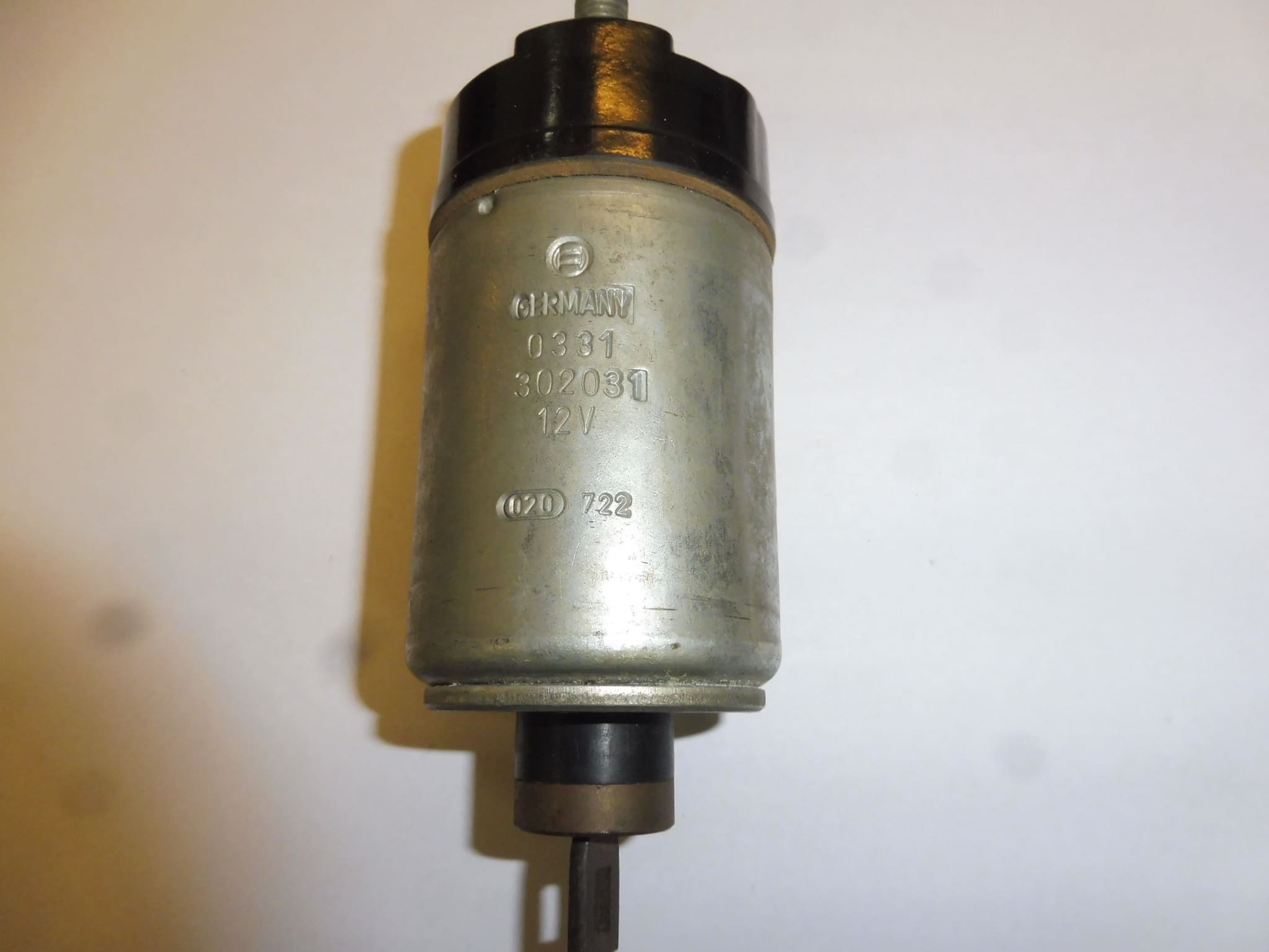 0331302031 Starter engine relais 12V Bosch BMW - Image 2