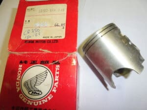 13102-KA4-740 Piston orig.(66.25)Honda CR250'84-'87 motocross new