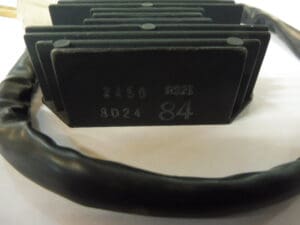 Alternative view of 32800-24500 Rectifier regulator Suzuki GS 550 original new