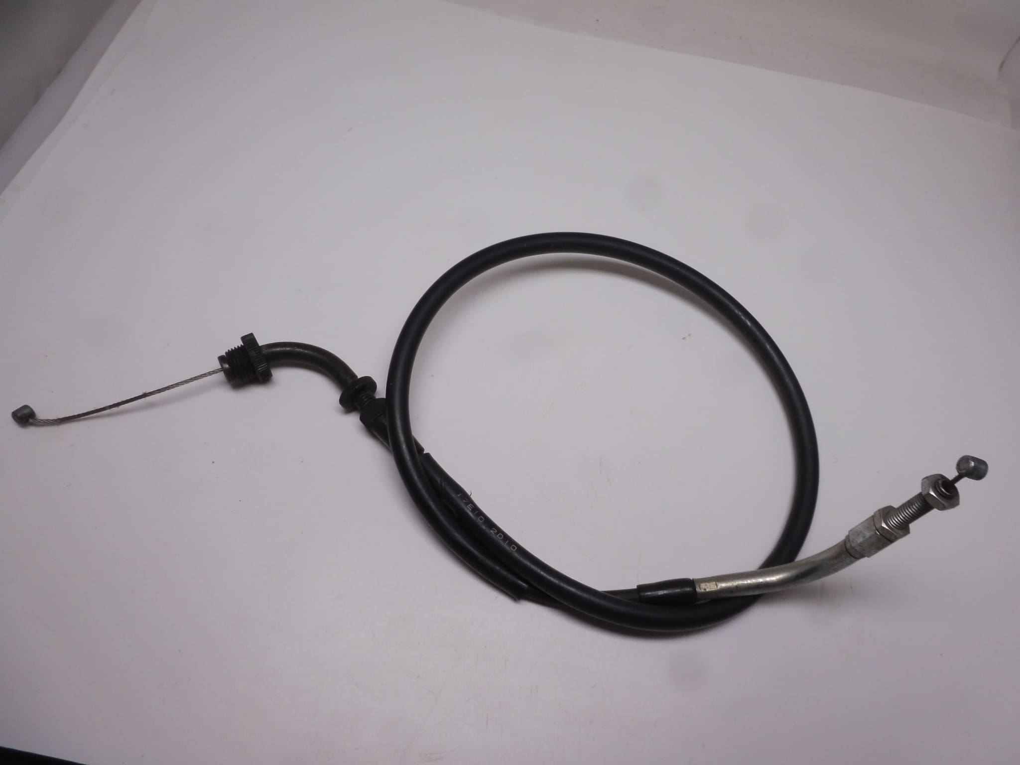 58300-17E10 Throttle cable 2. Suzuki GSX R750/1100W original used