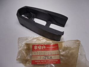 61273-13610 Chain buffer guide Suzuki TS 50XK original new