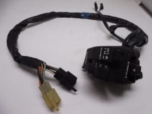 Alternative view of Left switch steering Honda complete Pass, Horn, Winker and light used