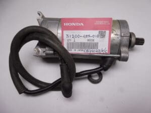 Alternative view of 31200-425-018 Startmotor Honda CB750 KZ/F/C'78 up used but perf.