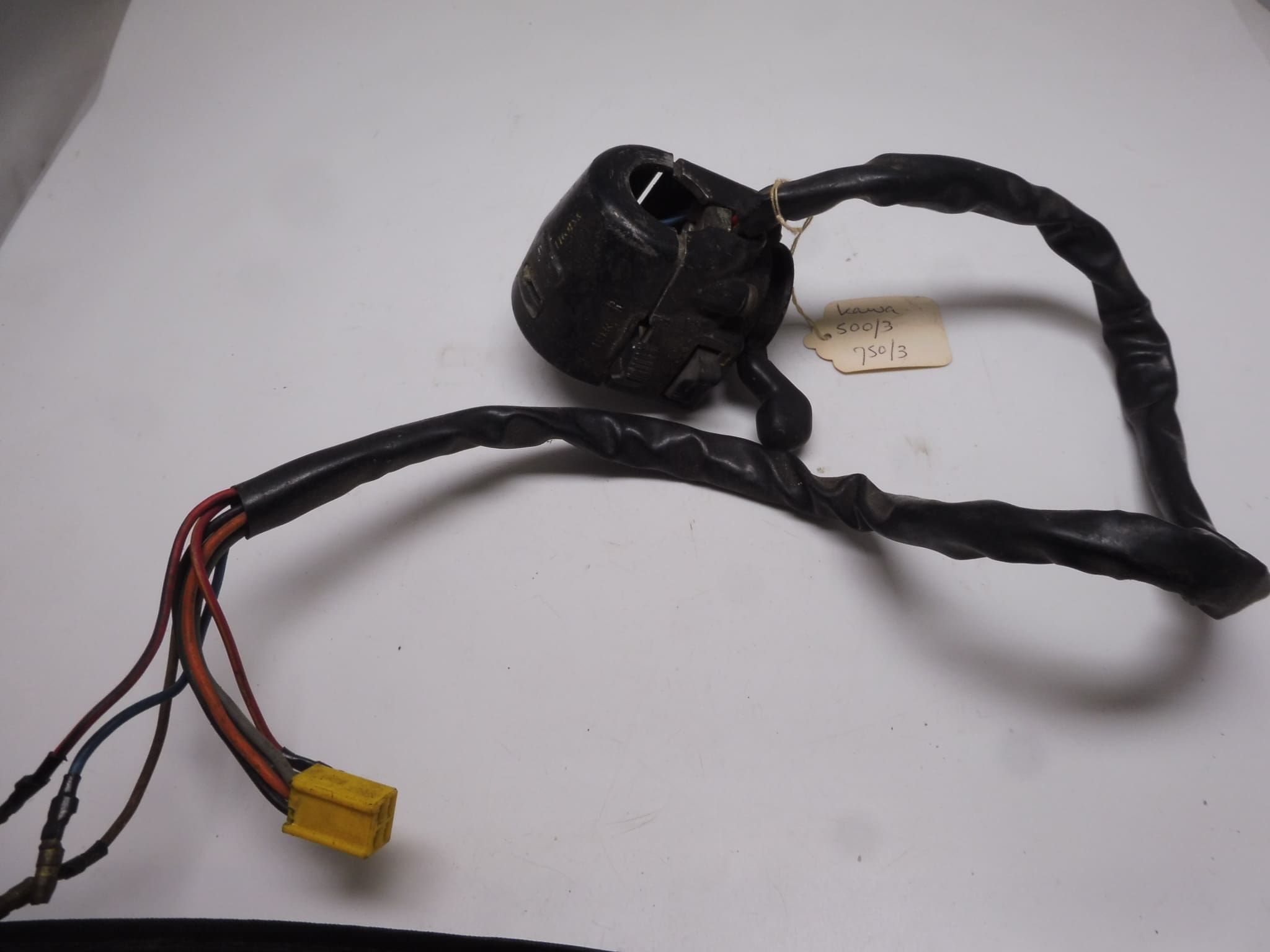46091-014 Switch L. Kawasaki H1/H2/H3 original used