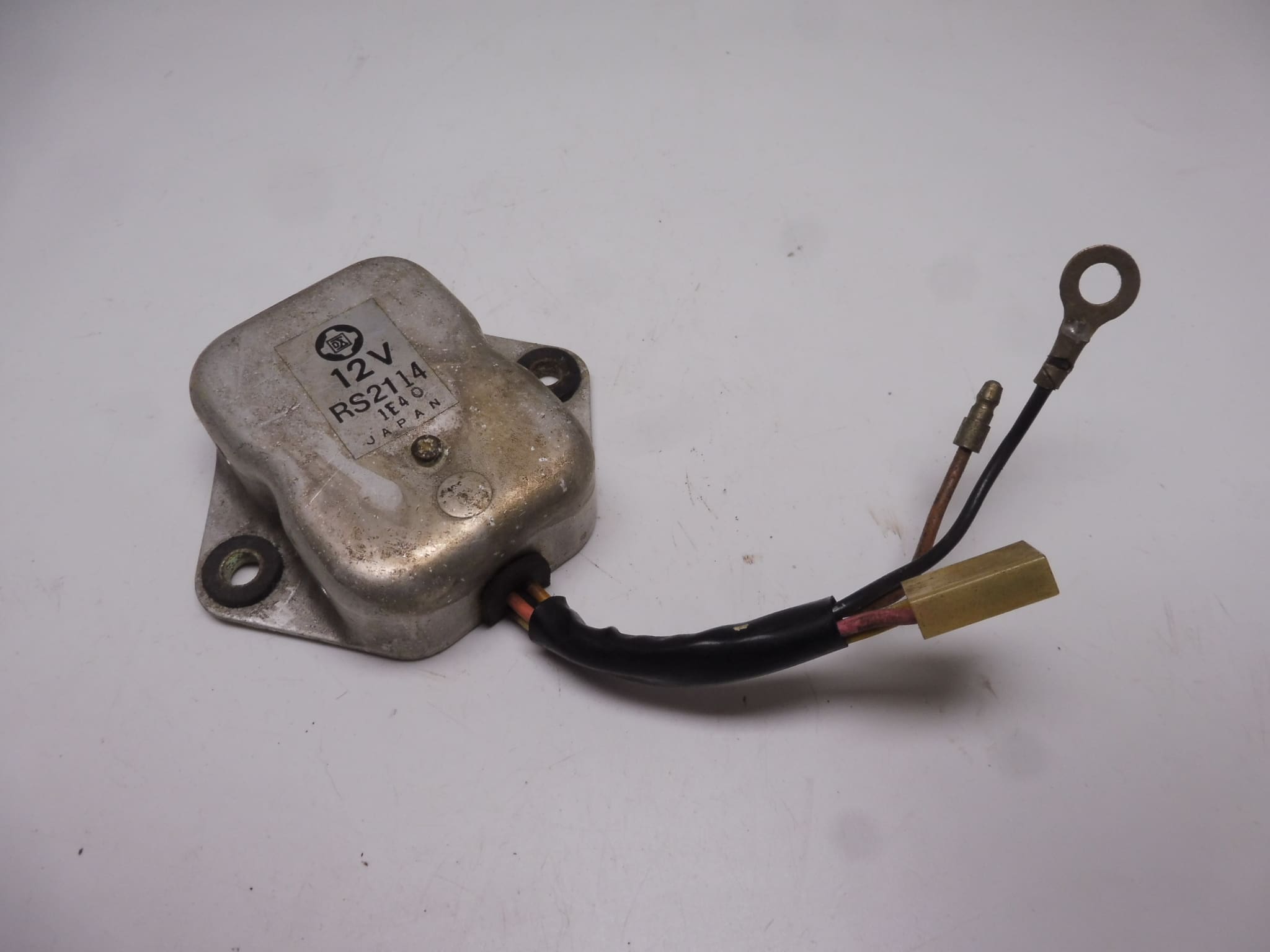 21066-020 Regulator voltage Kawasaki S1/S2/S3, KH 250/400 original used