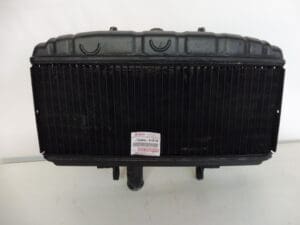 17700-31813 Radiator Suzuki GT750'73 to'77 Used but perf.cond.