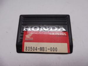83504-MB1-000 Emblem toolbox Honda VF750C '82-'84 original new