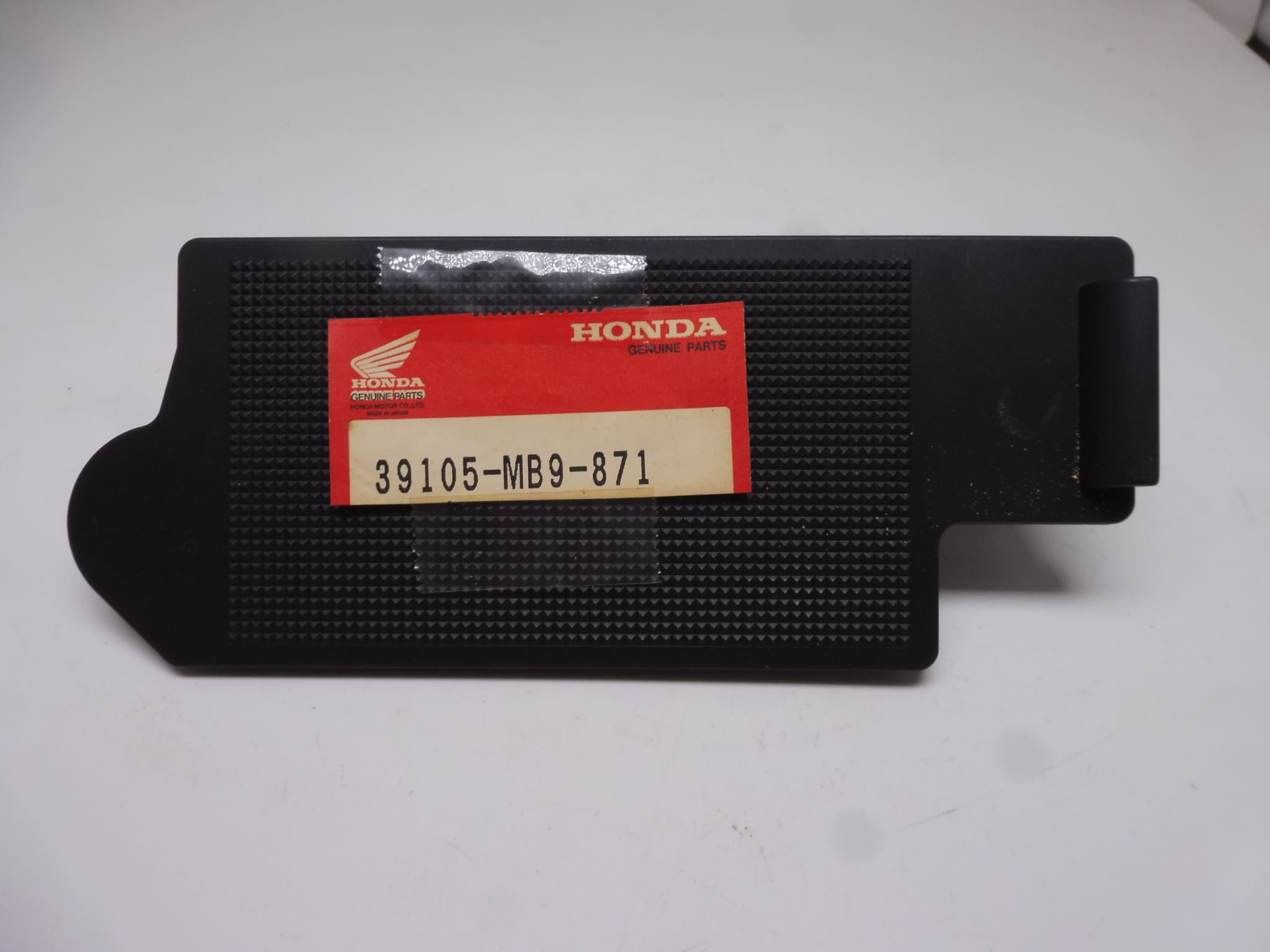 39105-MB9-871 Lid controler radio Honda GL1100 '82-'83 original new