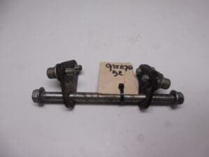 09103-10139 Engine bolt 10x150 Suzuki GSX-R600/750/1100 used