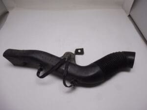 94452-17E00 Pipe air intake L. Suzuki GSX R600/750W '92-'95 used
